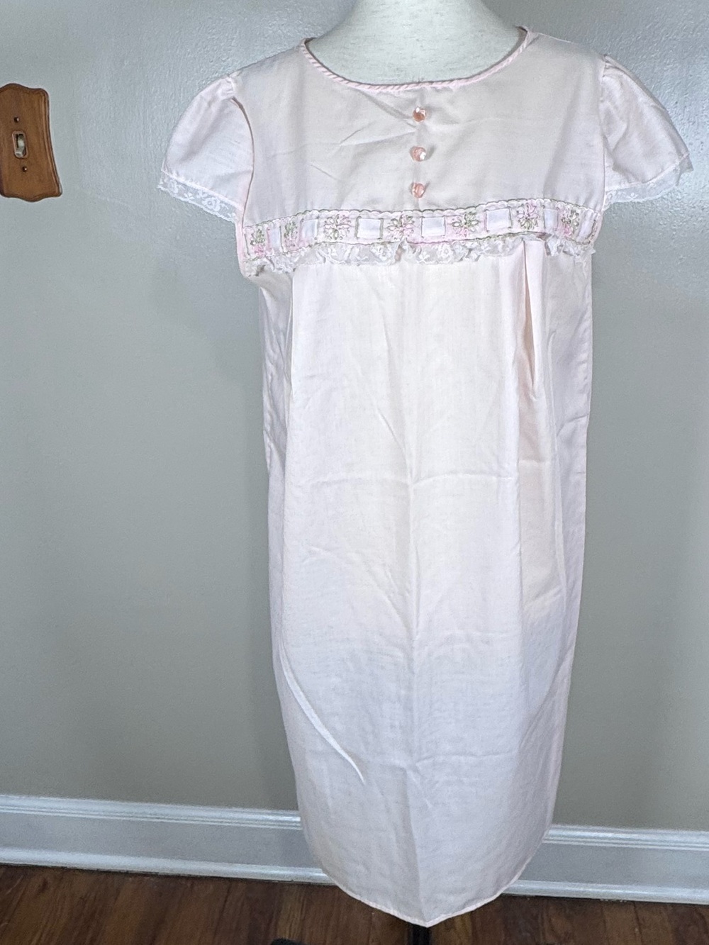 Vtg 70s Penney Gaymode Pastel Pink Embroidered Granny Prairie Nightgown USA Sz S